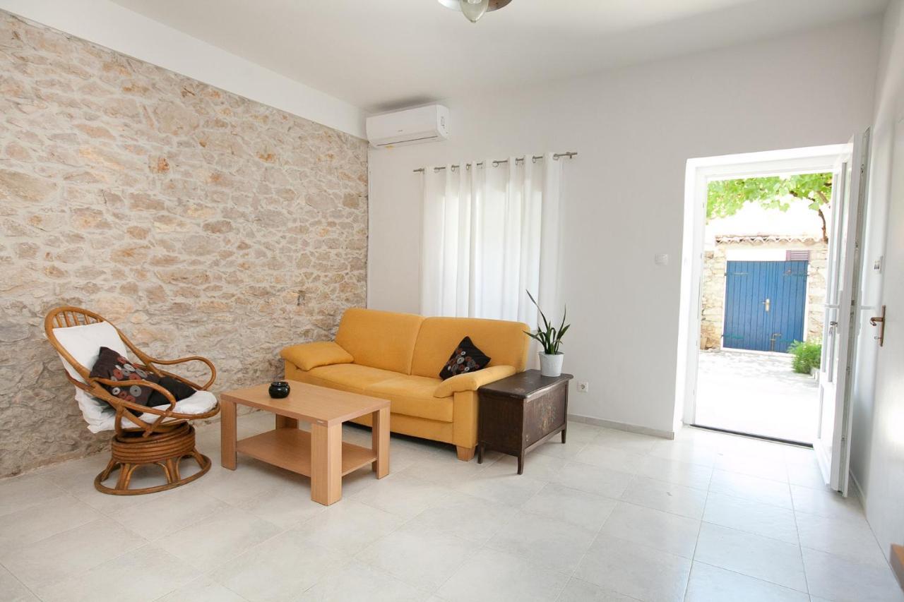 Kuca Za Odmor Toksini Apartment Задар Екстериор снимка